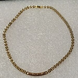 Elegant Gold Chain Necklacewith A Crystal Encrted Flat Bar
